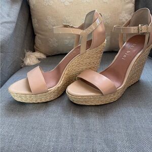 Gianni Bini Nude Wedge Sandals with Patent and Rope Details- New